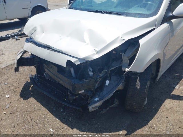 KMHCT4AE1HU237327 Hyundai 2017