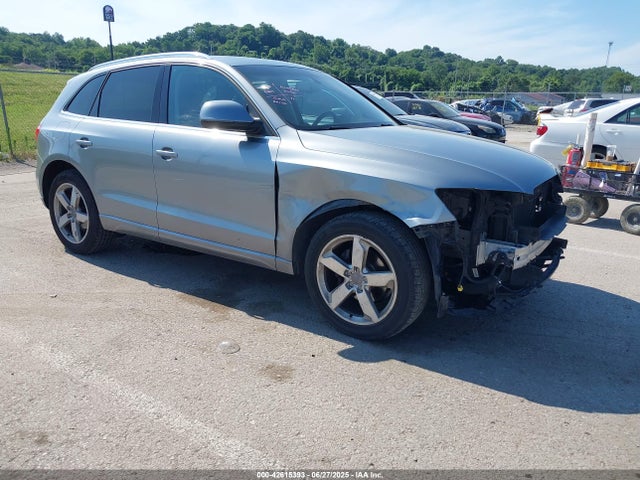 2011 AUDI Q5 WA1LFAFP7BA064114 Photo 0