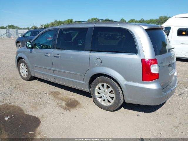 2015 CHRYSLER TOWN & COUNTRY 2C4RC1BG0FR694119 Photo 2