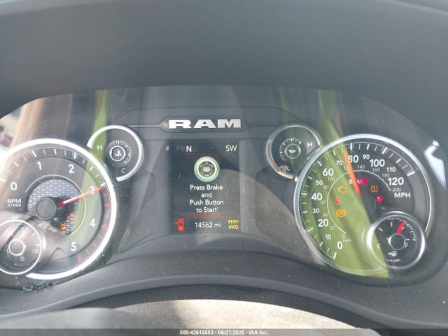 3C6UR5DL5RG303820 RAM 2024