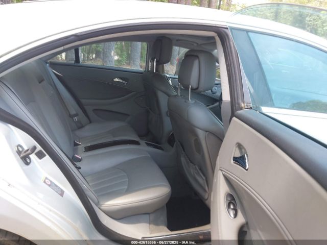 2007 MERCEDES-BENZ CLS 550 WDDDJ72X67A093411 Photo 7