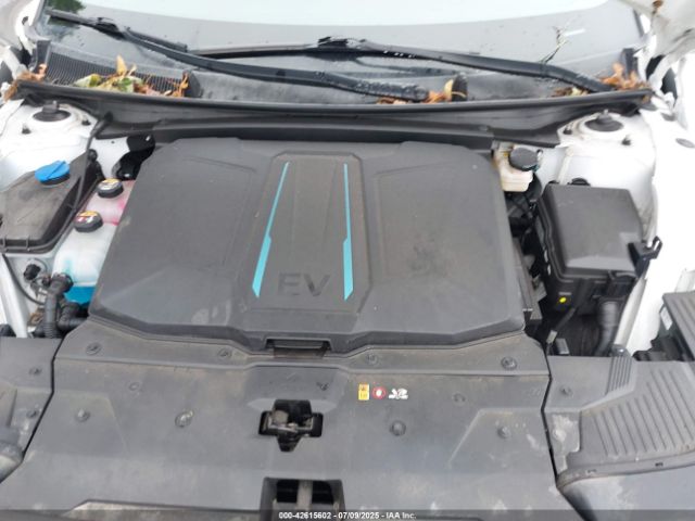 2023 HYUNDAI IONIQ 5 XM8KMDAF3PU172738 Photo 9
