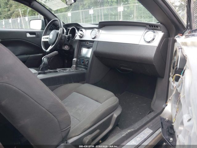 2008 FORD MUSTANG 1ZVHT80N485182883 Photo 4