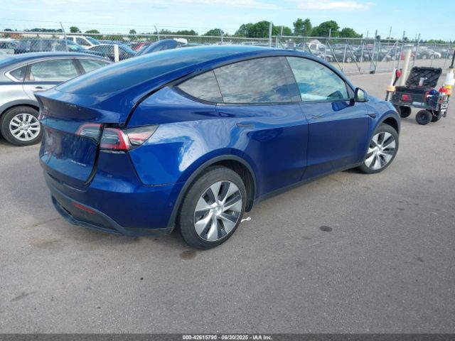 2021 TESLA MODEL Y 5YJYGDEE8MF187196 Photo 3