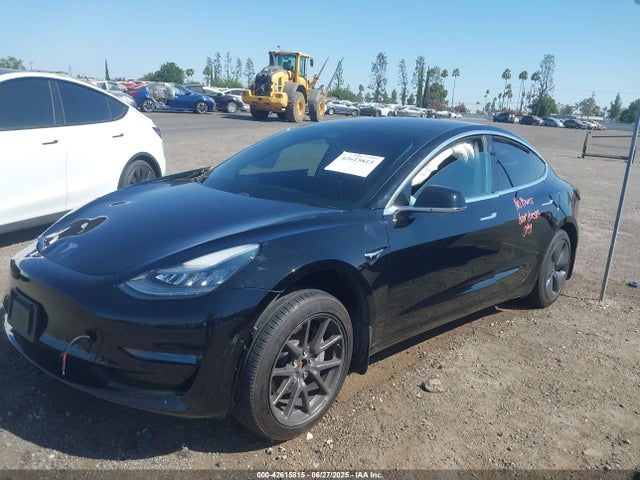 2018 TESLA MODEL 3 5YJ3E1EB5JF062995 Photo 1