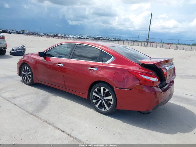 1N4AL3AP2GC180718 Nissan 2016