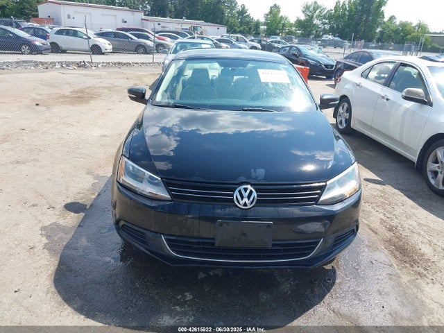 3VWD17AJ6EM386018 Volkswagen 2014