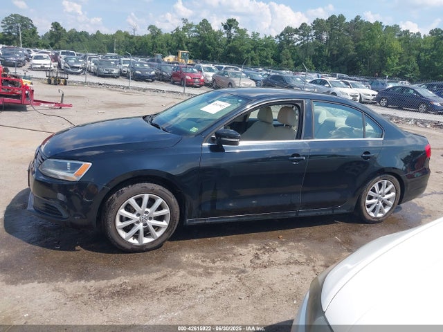 3VWD17AJ6EM386018 Volkswagen 2014