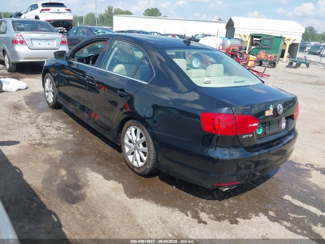 3VWD17AJ6EM386018 Volkswagen 2014