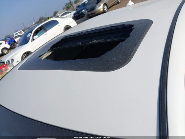 JN1EV7ARXLM255588 Infiniti 2020