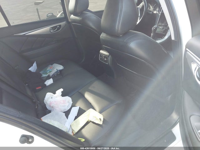 JN1EV7ARXLM255588 Infiniti 2020