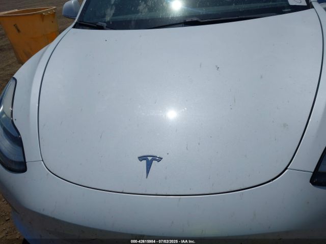 2018 TESLA MODEL 3 5YJ3E1EAXJF053717 Photo 9