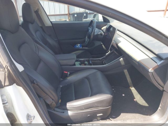 2018 TESLA MODEL 3 5YJ3E1EAXJF053717 Photo 4