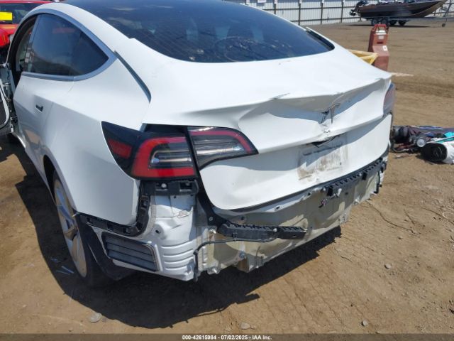 2018 TESLA MODEL 3 5YJ3E1EAXJF053717 Photo 5