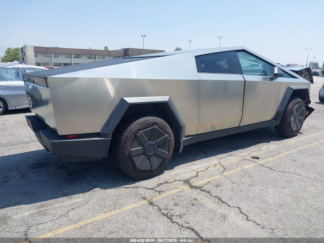 2024 TESLA CYBERTRUCK 7G2CEHED6RA026362 Photo 3