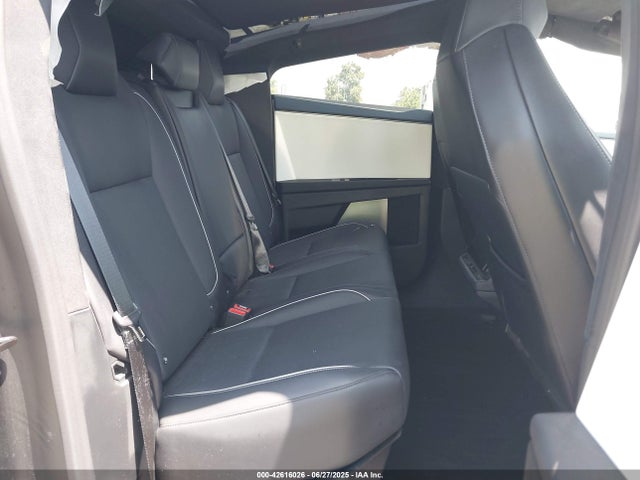 2024 TESLA CYBERTRUCK 7G2CEHED6RA026362 Photo 7