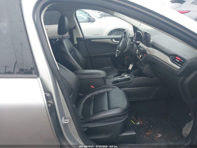 1FMCU0H6XNUA17653 Ford dragon di tc