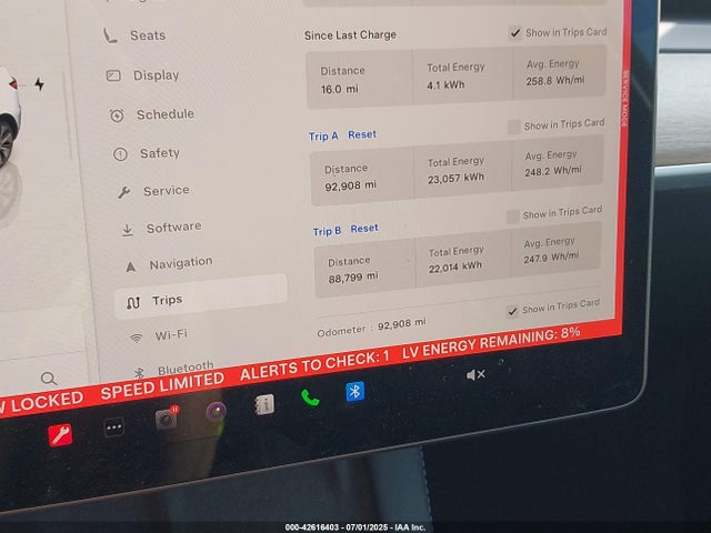 2023 TESLA MODEL Y 7SAYGDEE9PA087029 Photo 6