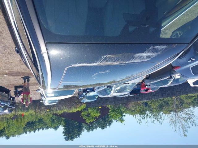 5UXTR9C5XKLE18518 BMW X3
