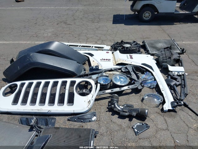 1C4HJXFN3NW175424 Jeep Wrangler