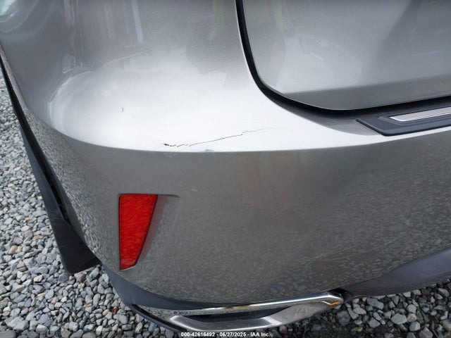 2T2BZMCA2HC098004 Lexus 2017