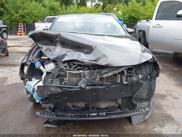 42616532 :رقم المزاد ، JM1BPAML9N1512260 vin ، 2022 Mazda Mazda3 Premium مزاد بيع