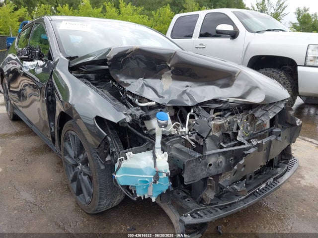 42616532 :رقم المزاد ، JM1BPAML9N1512260 vin ، 2022 Mazda Mazda3 Premium مزاد بيع