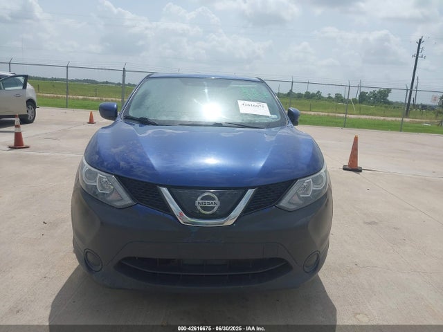 JN1BJ1CP1KW212669 Nissan 2019