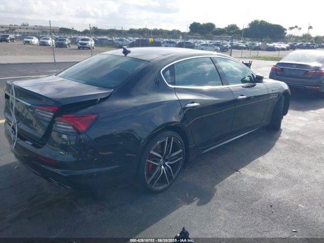 2024 MASERATI QUATTROPORTE ZAM56YRM6RX445125 Photo 3