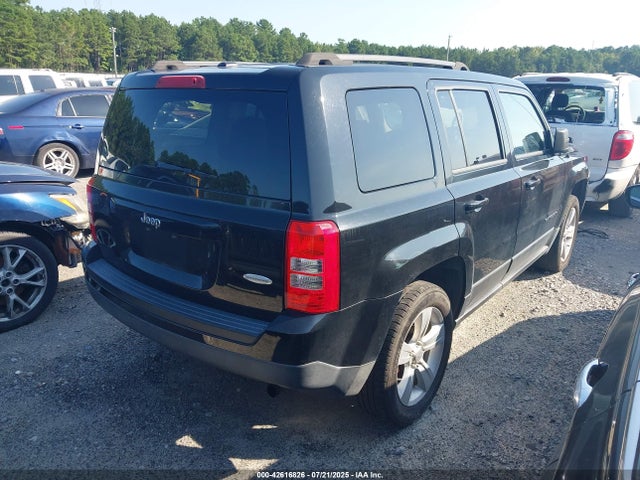 1C4NJPFB8FD185890 Jeep Patriot