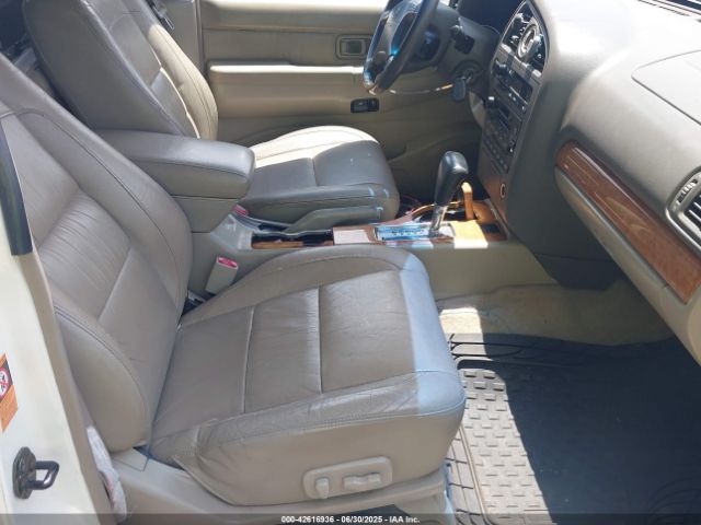 2001 INFINITI QX4 JNRDR07X11W104019 Photo 4