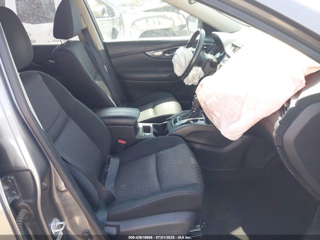 JN8AT2MTXHW135348 Nissan 2017