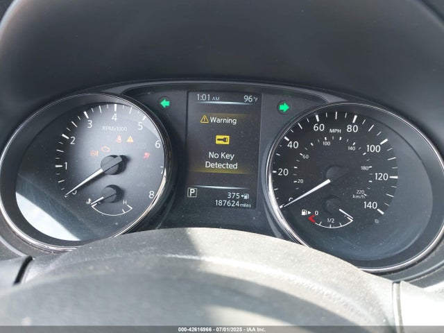JN8AT2MTXHW135348 Nissan 2017