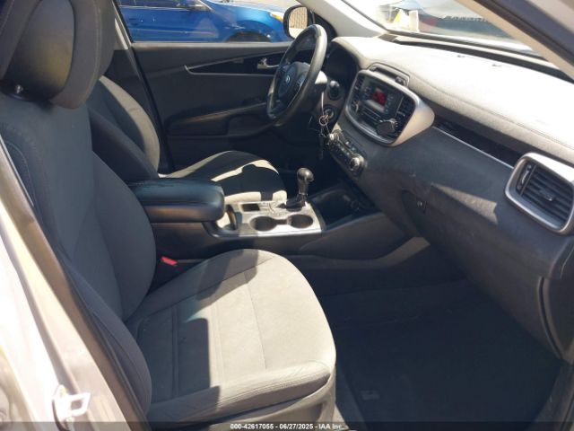 2016 KIA SORENTO 5XYPG4A33GG029619 Photo 4
