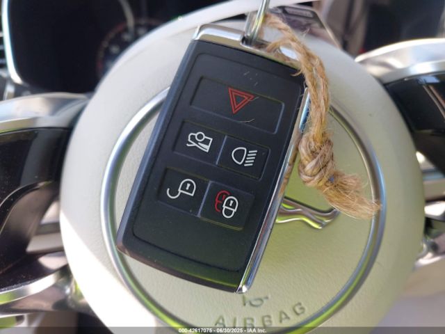 2021 JAGUAR XF SAJBG4FX7MCY88459 Photo 10