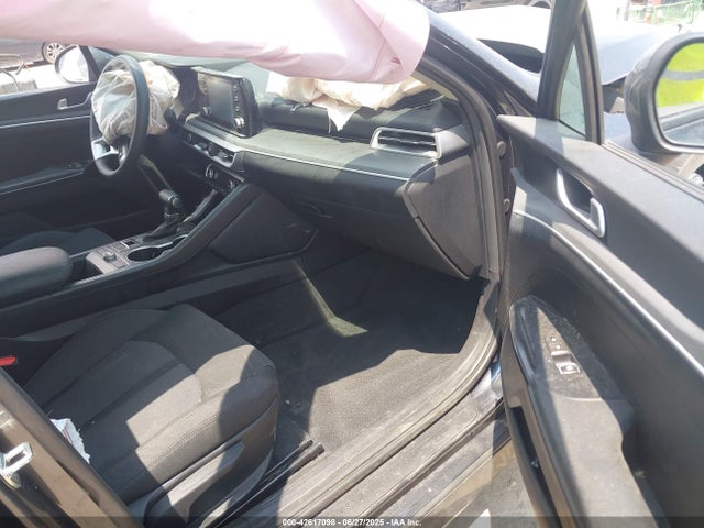 Продаж на аукціоні авто 2022 Kia K5 Lxs, vin: 5XXG14J20NG120602, номер лоту: 42617098