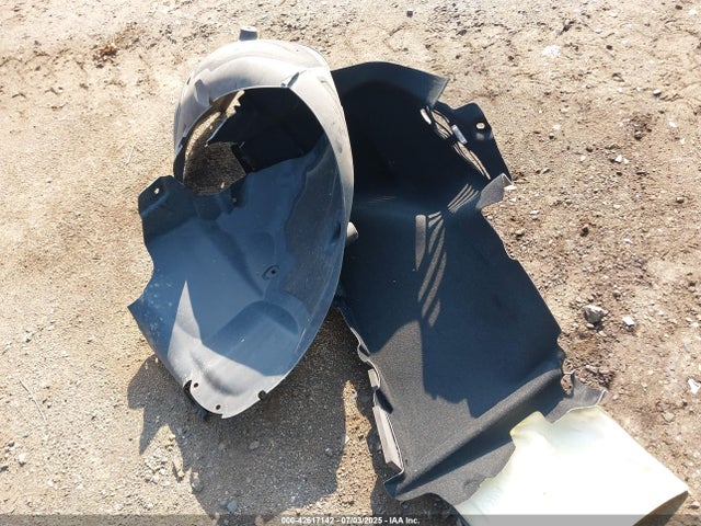 5YJ3E1EA1KF313469 Tesla MODEL 3