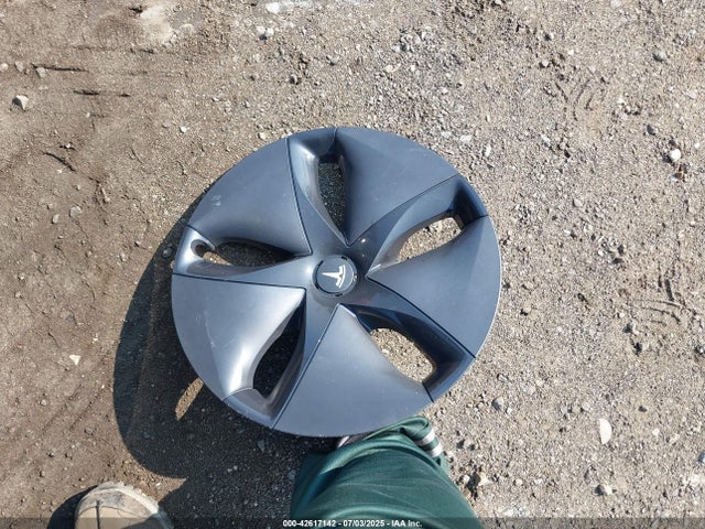 5YJ3E1EA1KF313469 Tesla MODEL 3