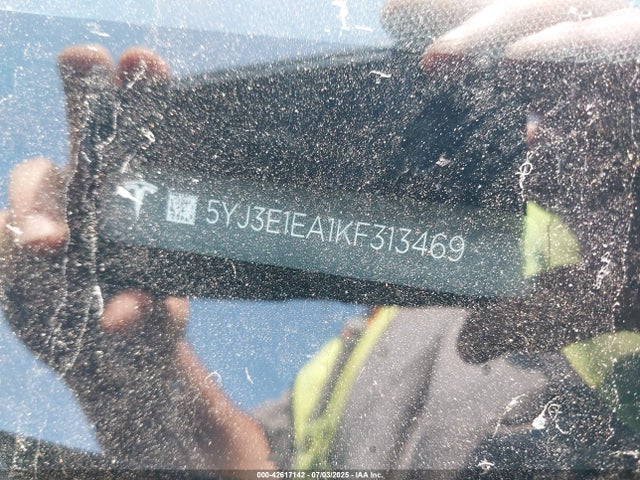 2019 TESLA MODEL 3 5YJ3E1EA1KF313469 Photo 8