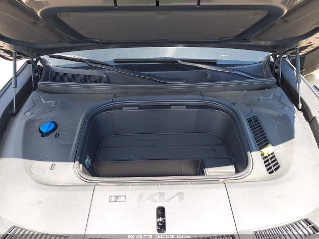 KNDAFFS58R6046197 KIA ev9