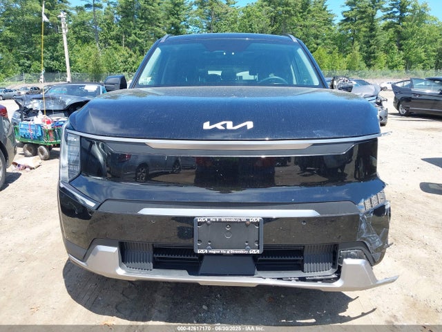 KNDAFFS58R6046197 KIA ev9