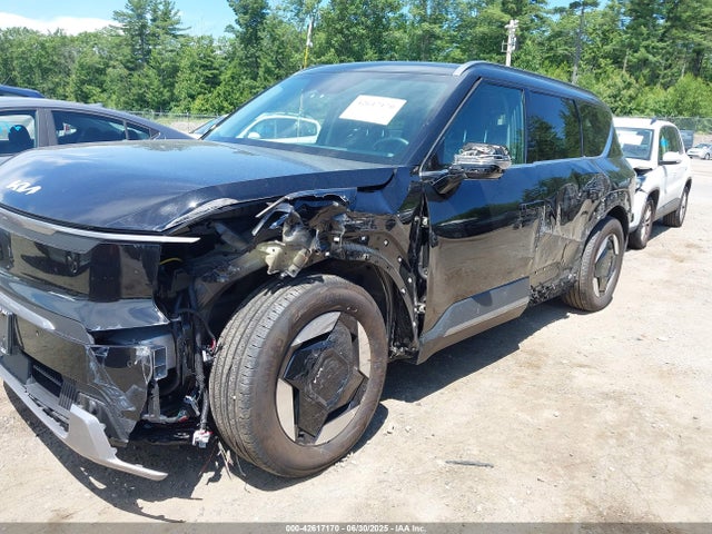 KNDAFFS58R6046197 KIA ev9
