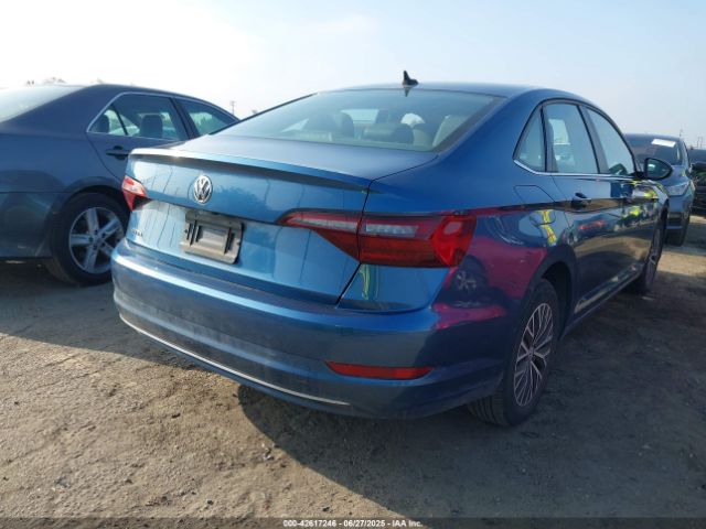 3VWC57BUXMM046247 Volkswagen tsi