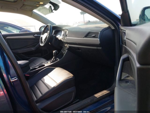 3VWC57BUXMM046247 Volkswagen tsi