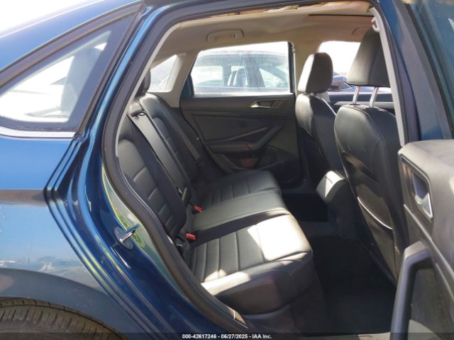 3VWC57BUXMM046247 Volkswagen tsi