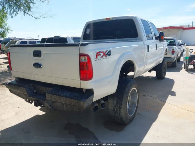 2013 FORD F-250 1FT7W2BT3DEA23734 Photo 3