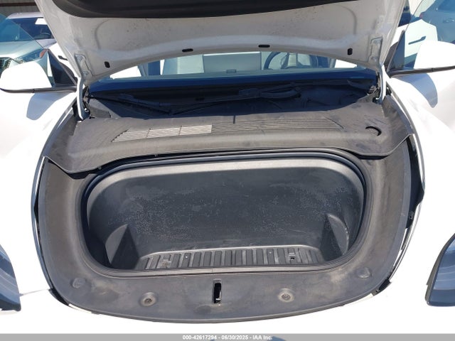 2021 TESLA MODEL Y 5YJYGDEE4MF173084 Photo 9