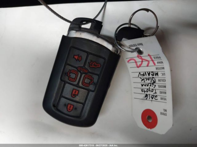 2016 TOYOTA SIENNA 5TDYK3DC2GS757749 Photo 10