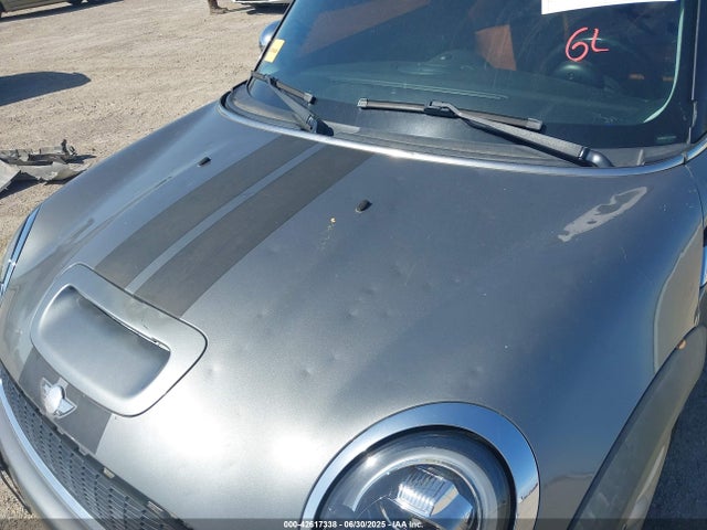 2010 MINI COOPER S WMWMF7C53ATX41515 Photo 5
