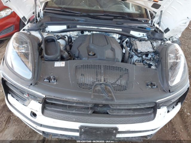 2024 PORSCHE MACAN WP1AA2A55RLB16232 Photo 9